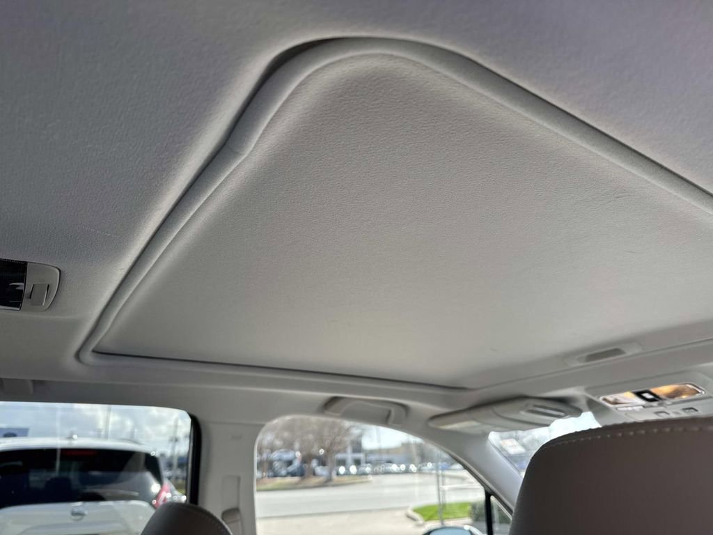 Used 2017 Subaru Forester 2.5i Limited image 10