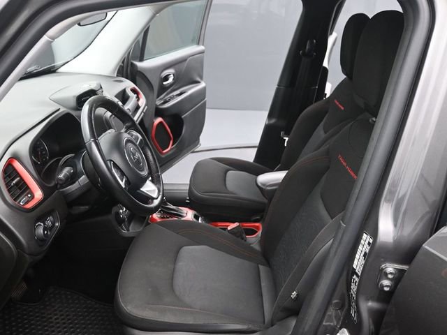 Used 2016 Jeep Renegade Trailhawk AWD/4WD image 10