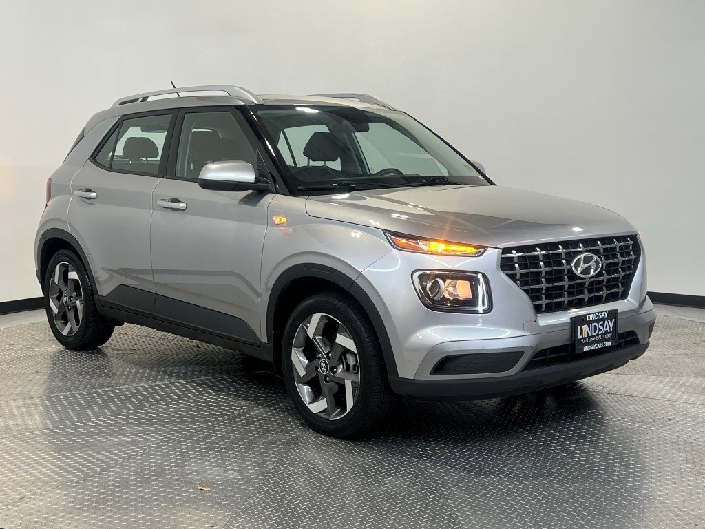Used 2023 Hyundai Venue SEL