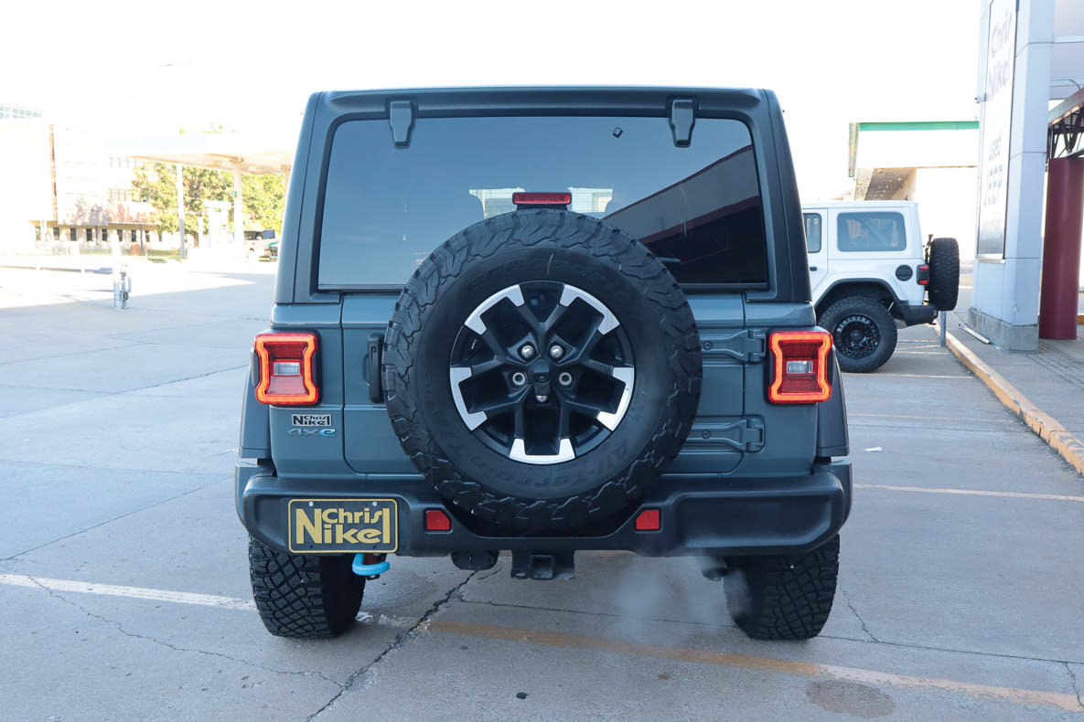 Used 2024 Jeep Wrangler Unlimited Rubicon 4xe AWD/4WD image 13