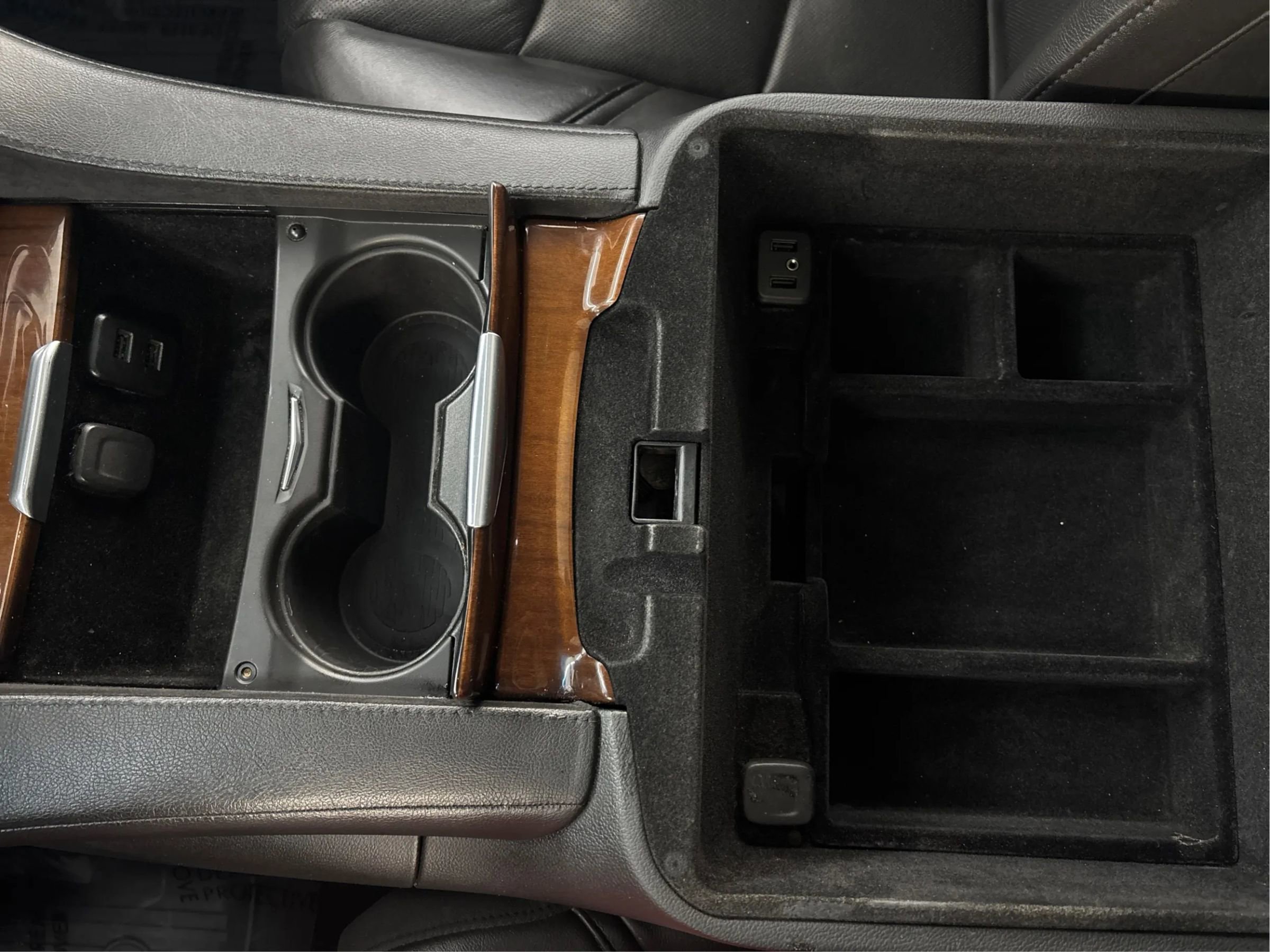 Used 2020 Cadillac Escalade Luxury image 22