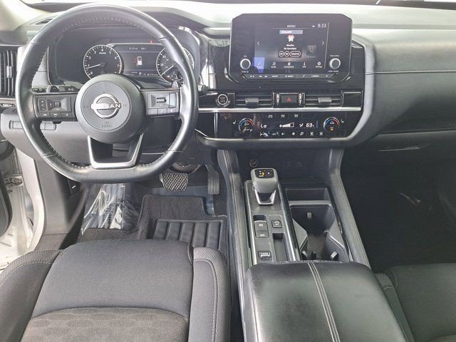 Used 2023 Nissan Pathfinder SV FWD image 27