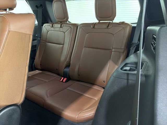 Used 2020 Lincoln Aviator Reserve w/ Equipment Group 201A AWD/4WD image 19
