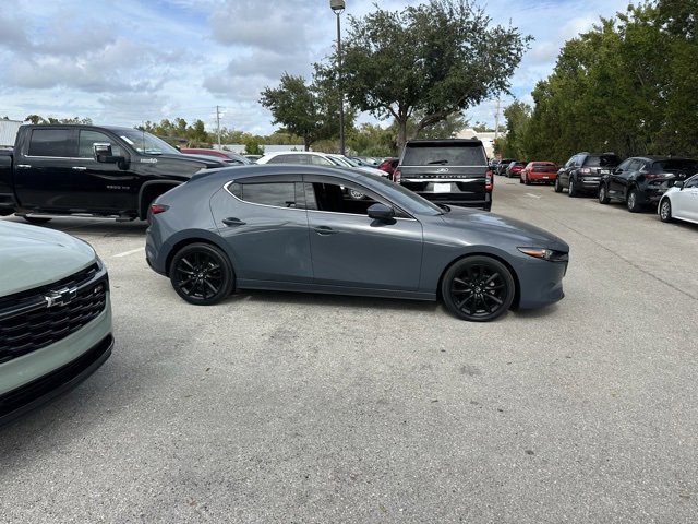 Used 2019 MAZDA MAZDA3 Hatchback w/ Premium Package image 7