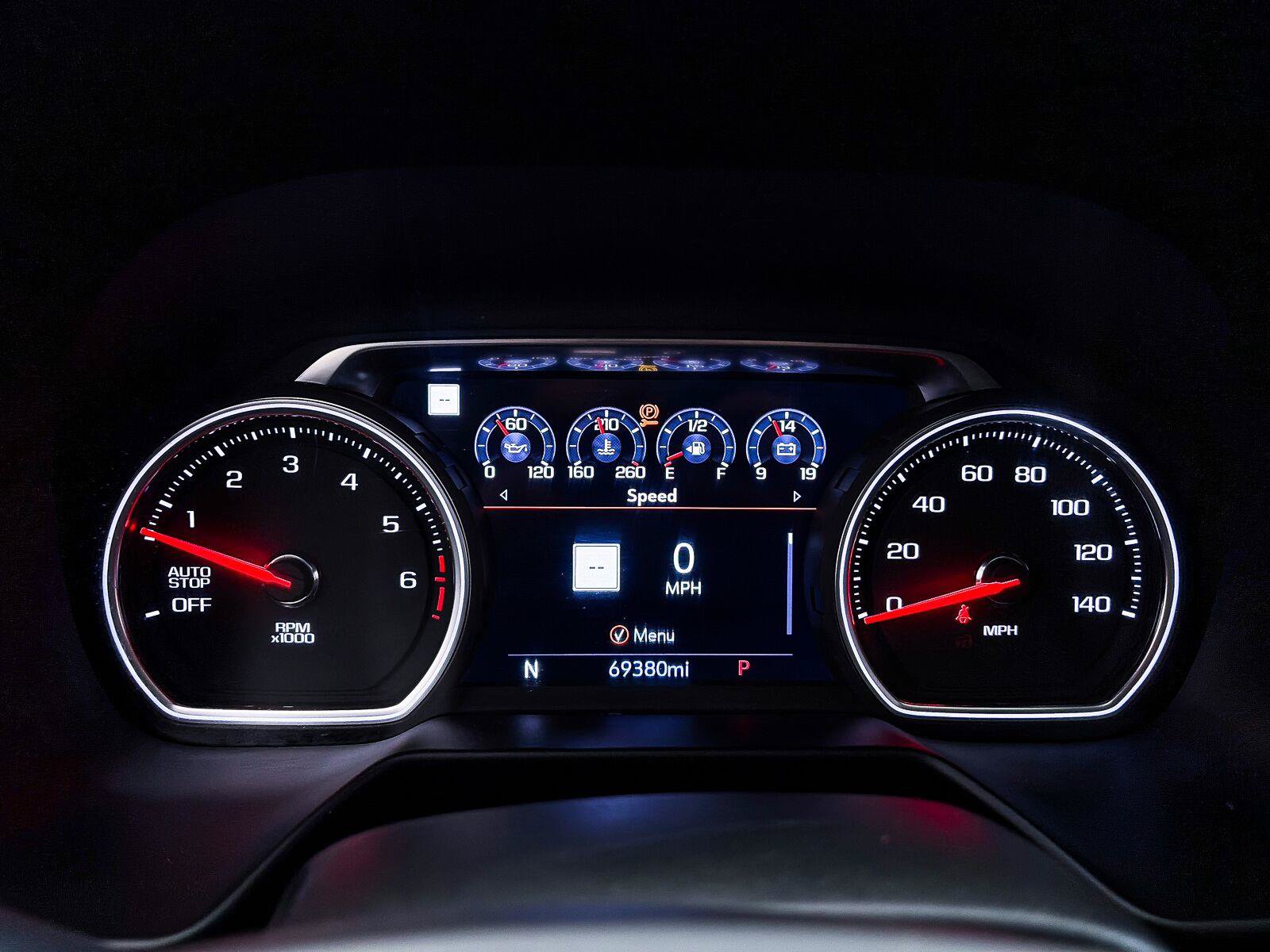 Used 2021 Chevrolet Tahoe Premier w/ Premium Package RWD image 36