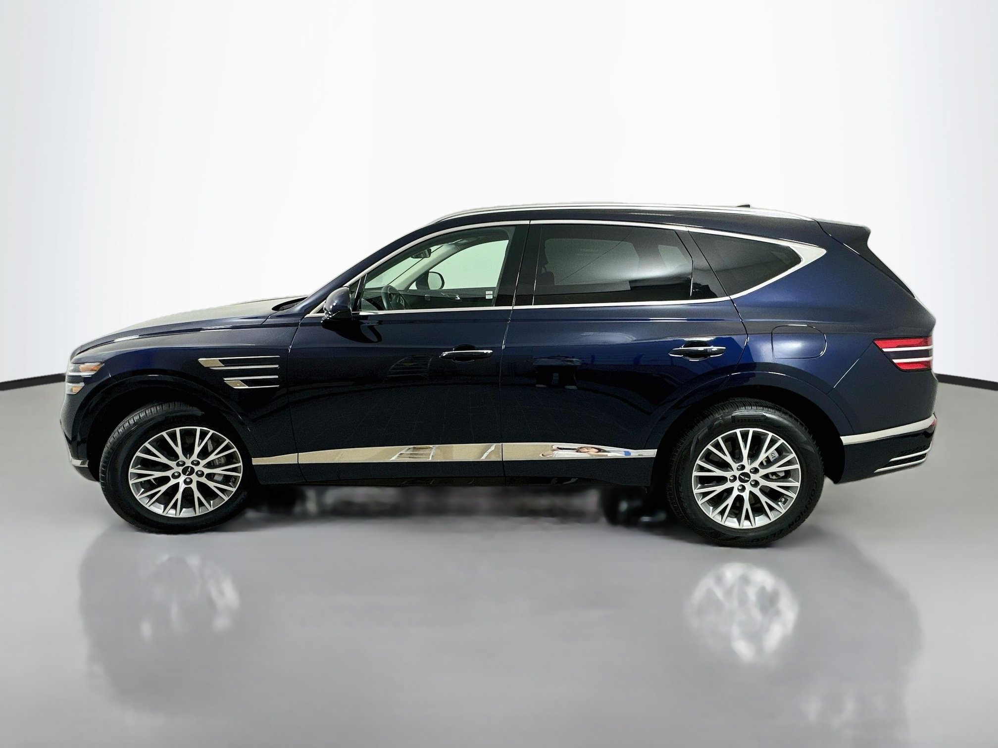 Used 2026 Genesis GV80 2.5T AWD/4WD image 4
