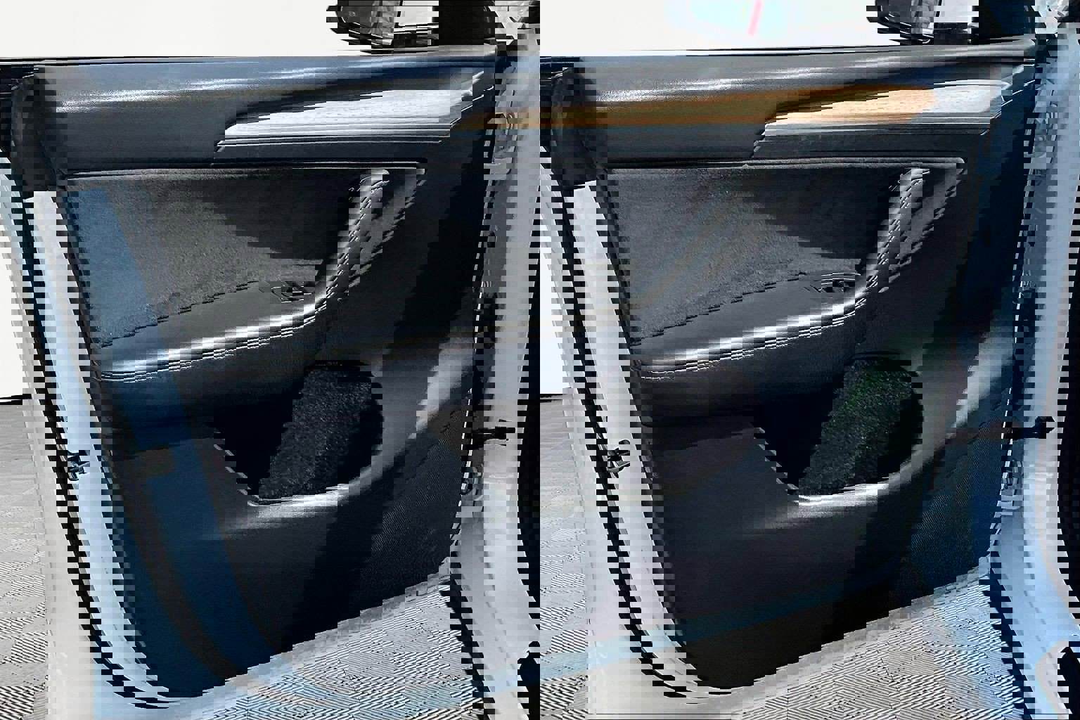 Used 2023 Tesla Model Y Long Range image 20