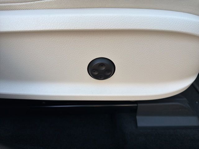 Used 2023 Mercedes-Benz EQB 250+ w/ Pinnacle Package image 14