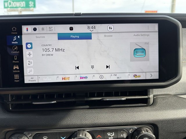 New 2025 Jeep Gladiator Sport image 21