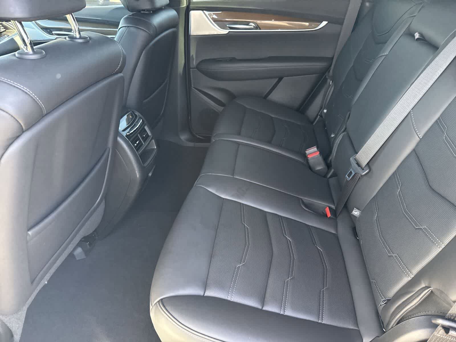 Used 2023 Cadillac XT5 Sportv w/ Platinum Package AWD/4WD image 14