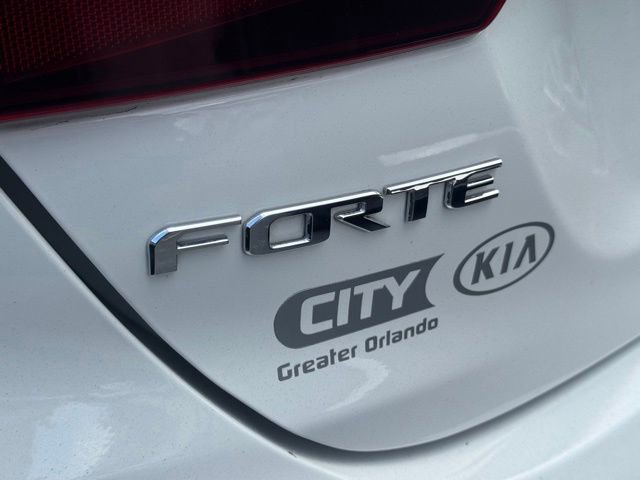 Used 2020 Kia Forte LXS FWD image 5