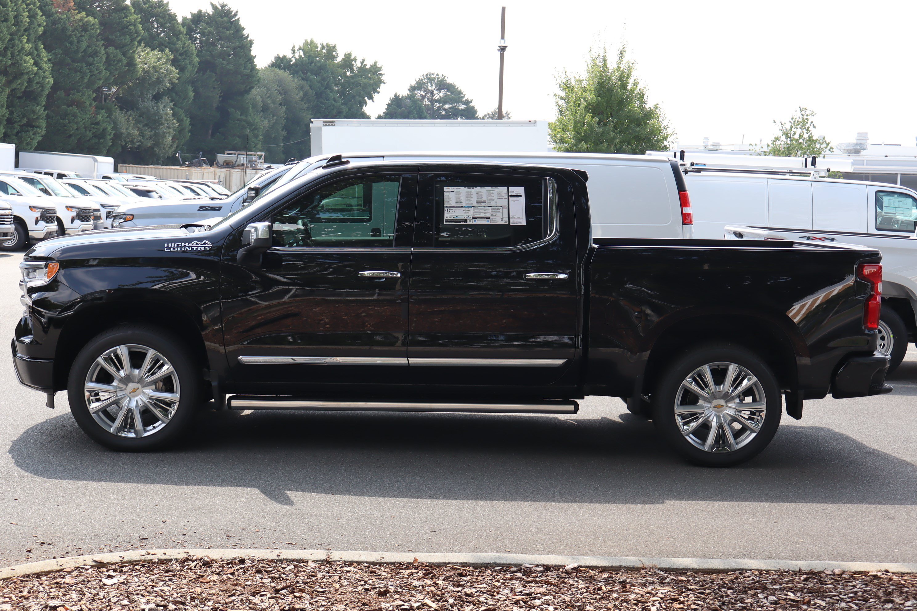New 2026 Chevrolet Silverado 1500 High Country AWD/4WD image 6