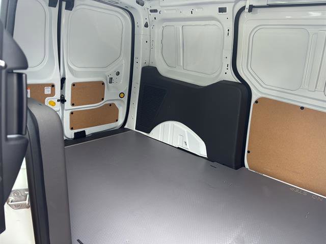 Used 2023 Ford Transit Connect XL image 18