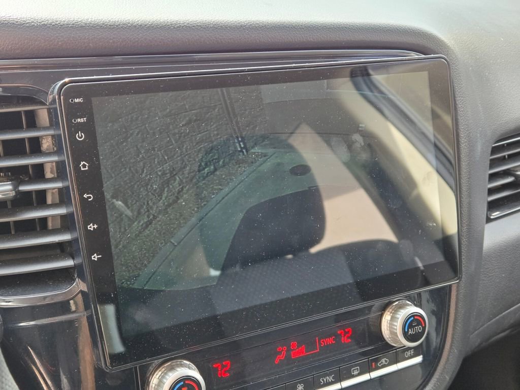 Used 2020 Mitsubishi Outlander ES FWD image 11