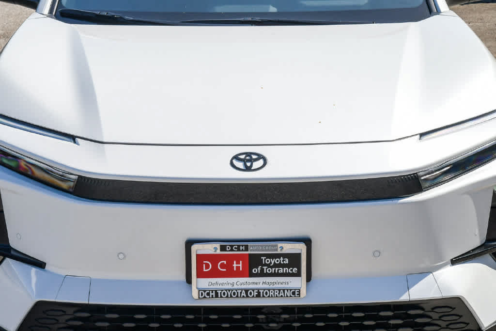 New 2026 Toyota C-HR AWD/4WD image 5