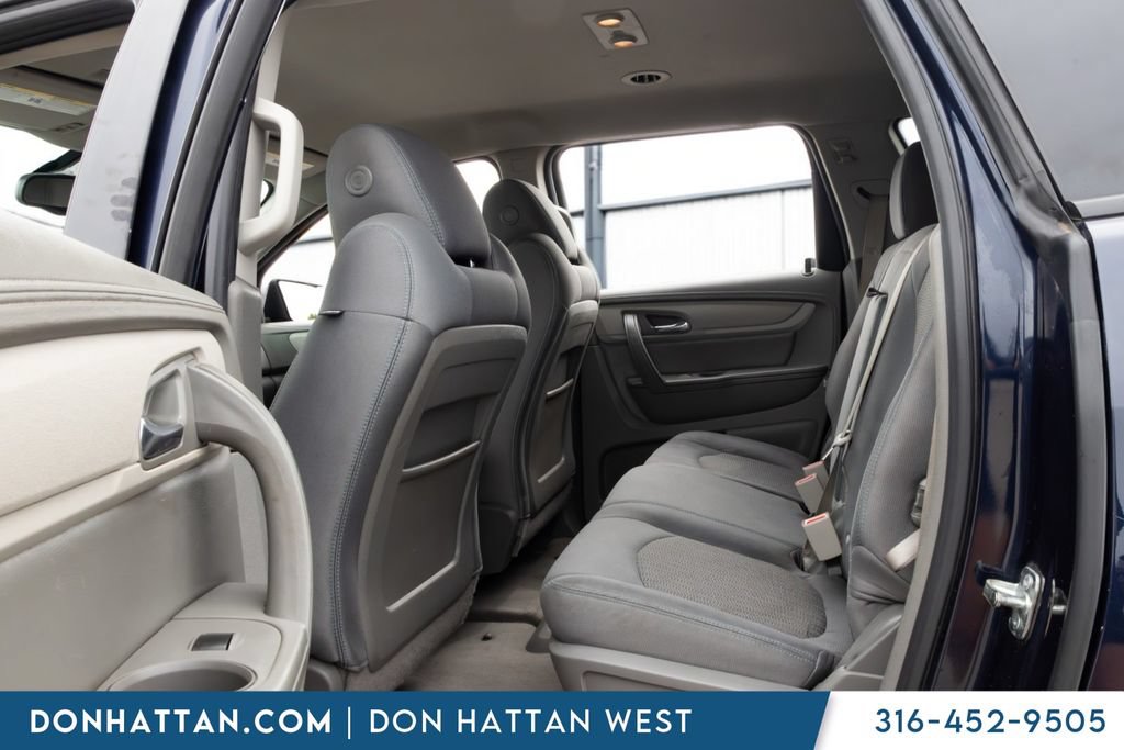 Used 2017 Chevrolet Traverse LS AWD/4WD image 18