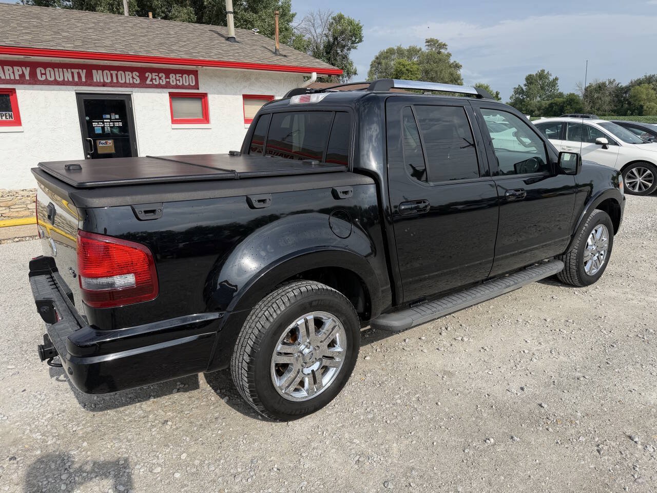Used 2010 Ford Explorer Sport Trac Limited AWD/4WD image 4