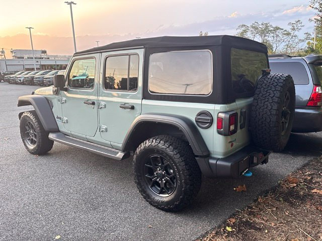 Used 2024 Jeep Wrangler Unlimited AWD/4WD image 21