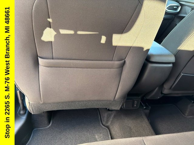 Used 2023 Chevrolet TrailBlazer LT w/ Convenience Package AWD/4WD image 15