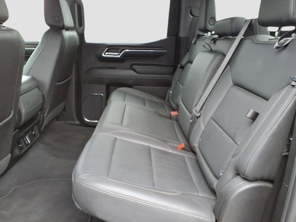 Used 2024 GMC Sierra 1500 SLT image 13