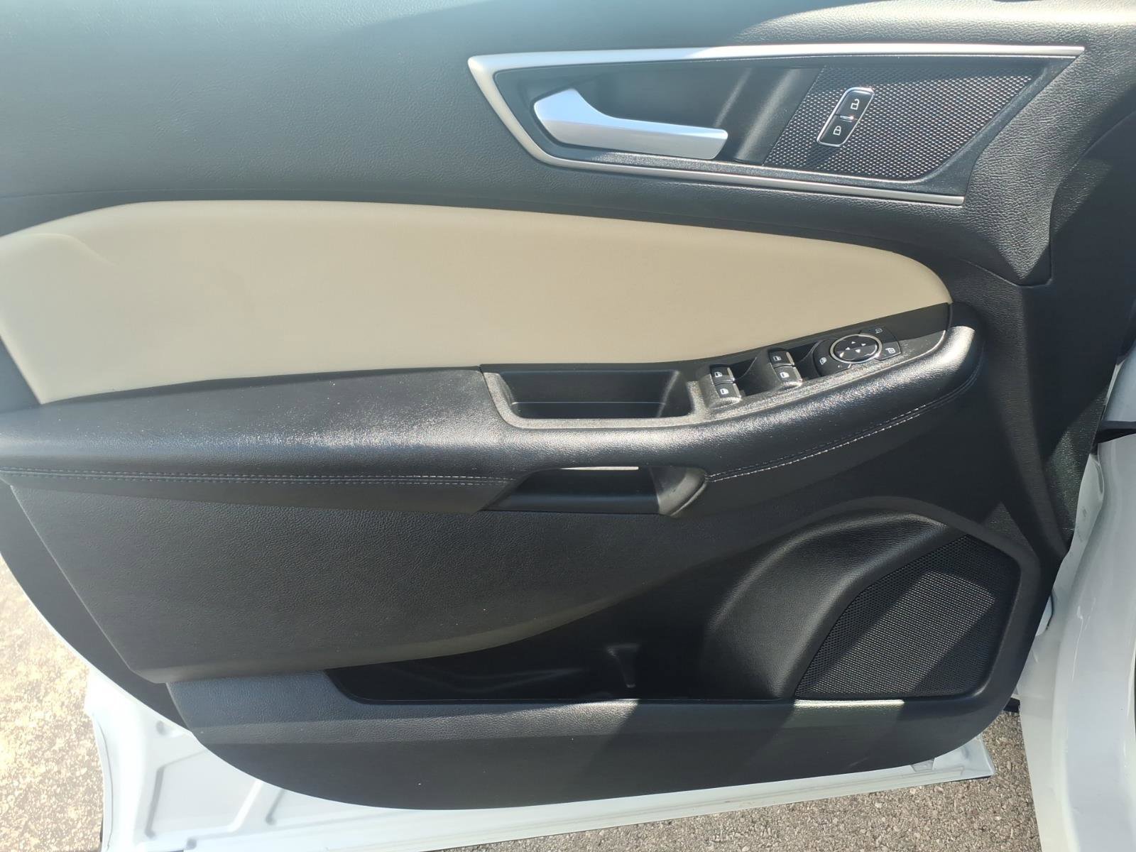 Certified 2024 Ford Edge SEL w/ Convenience Package AWD/4WD image 11