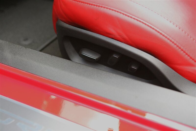 Used 2014 Chevrolet Corvette Stingray Coupe w/ 3LT Preferred Equipment Group RWD image 19