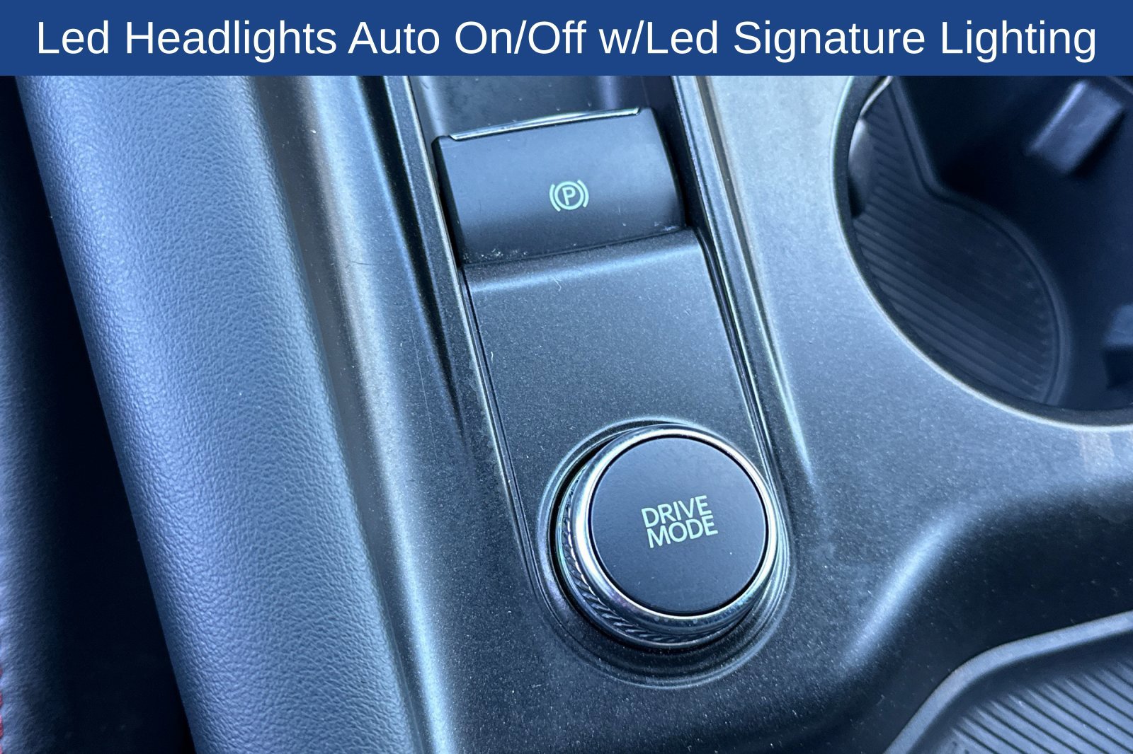 Certified 2025 Ford Explorer ST-Line AWD/4WD image 36