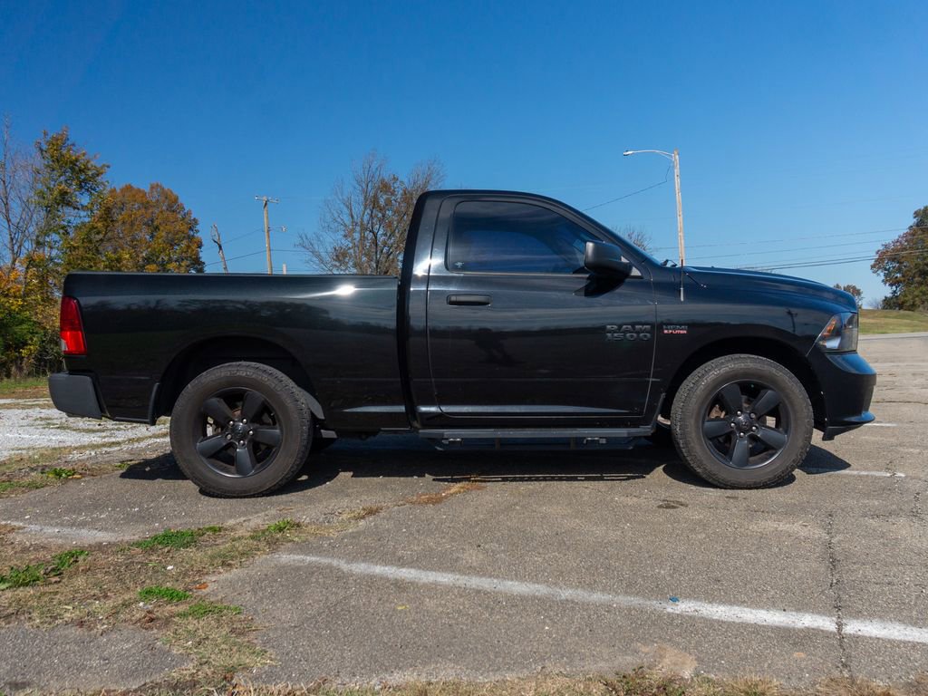 Used 2018 RAM 1500 Express w/ Black Ram 1500 Express Group image 3