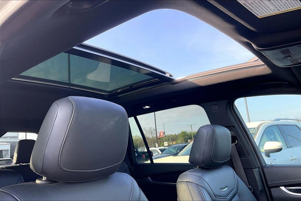 Used 2023 Cadillac XT6 Premium Luxury image 30