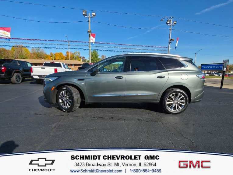 Used 2024 Buick Enclave Avenir w/ Avenir Technology Package image 8