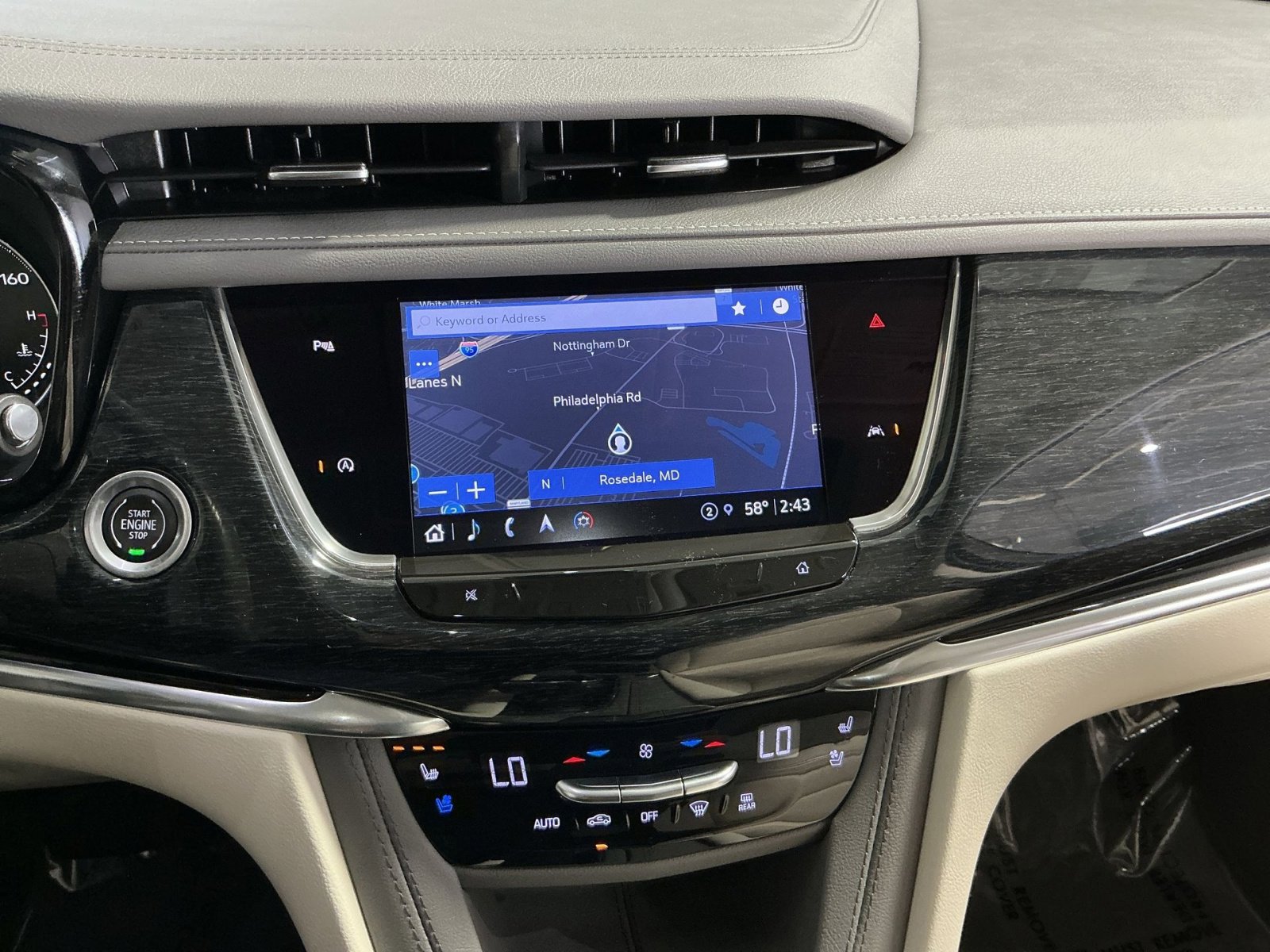 Used 2023 Cadillac XT6 Premium Luxury image 28