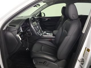 Used 2023 Audi Q7 3.0T Premium Plus w/ Premium Plus Package AWD/4WD image 5
