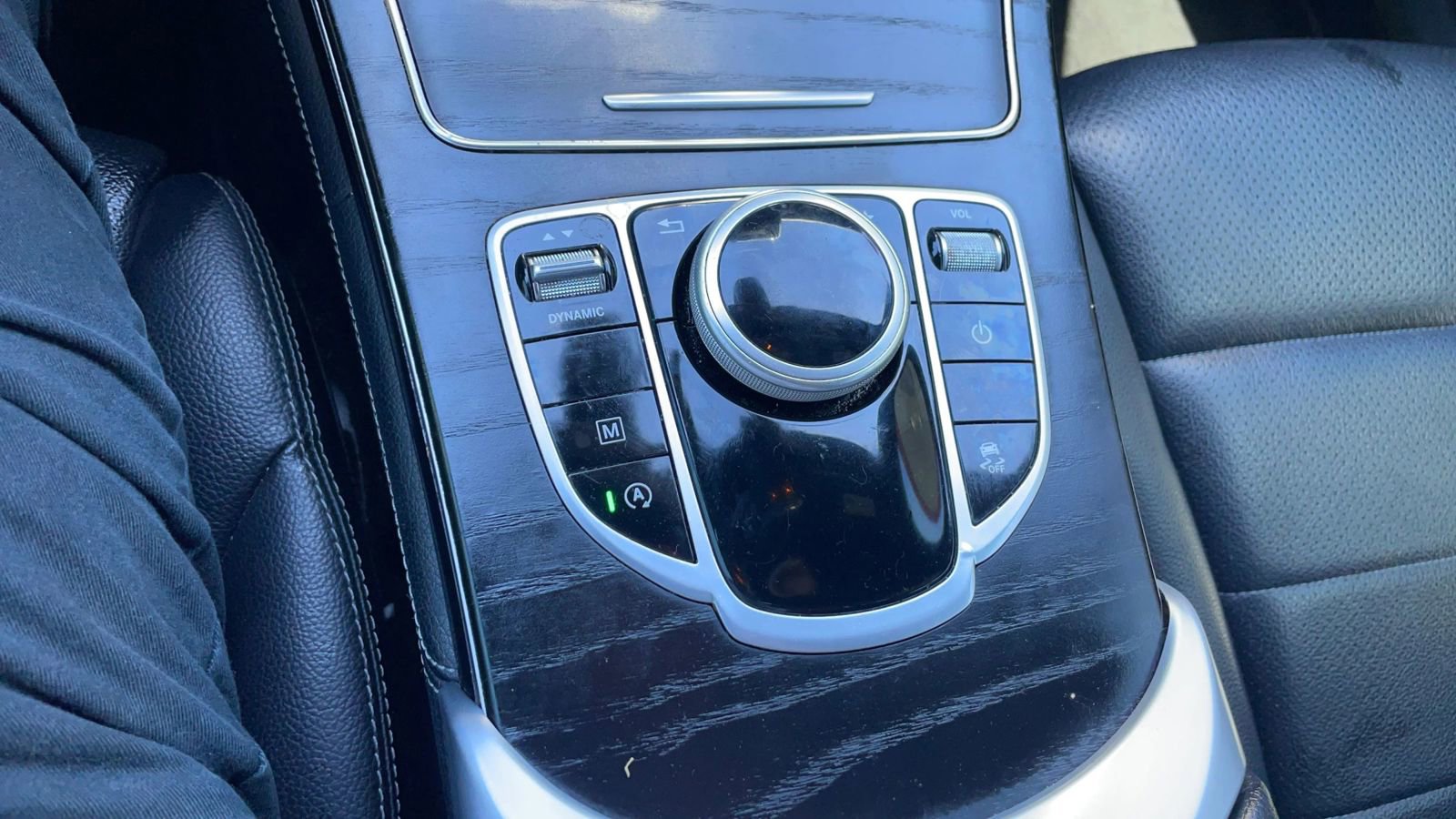 Used 2019 Mercedes-Benz GLC 300 4MATIC image 15