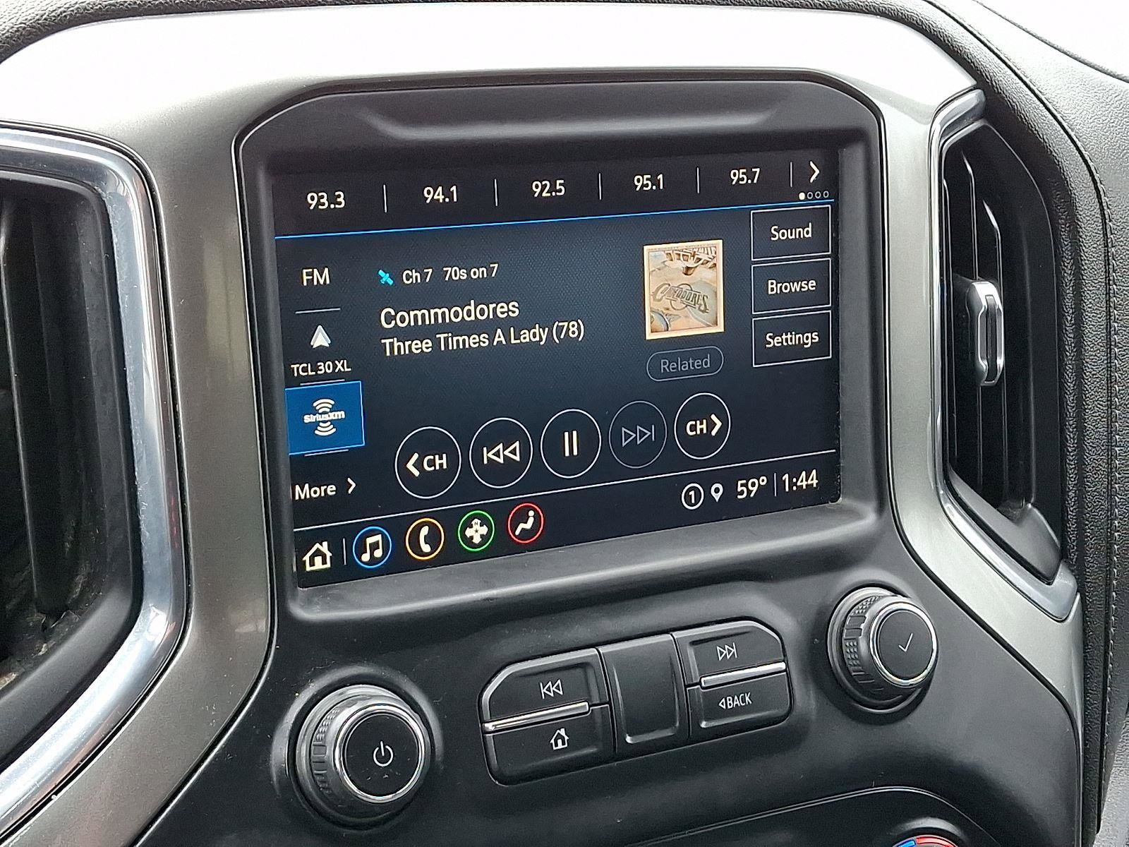 Used 2021 Chevrolet Silverado 1500 LT image 17