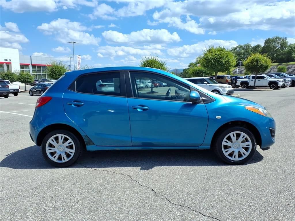 Used 2011 MAZDA MAZDA2 Sport FWD image 3
