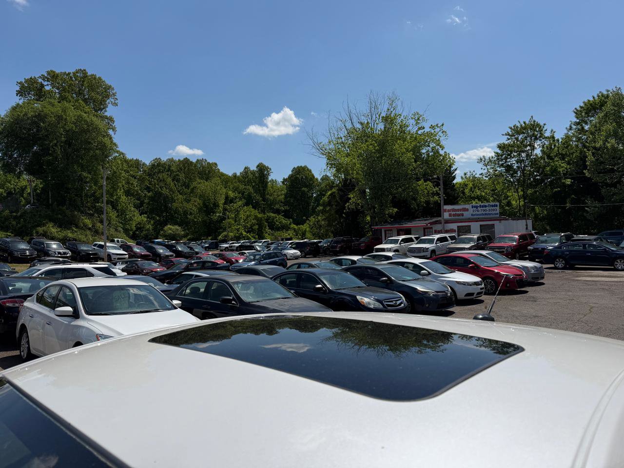 Used 2015 Ford Fusion SE w/ Equipment Group 202A FWD image 11