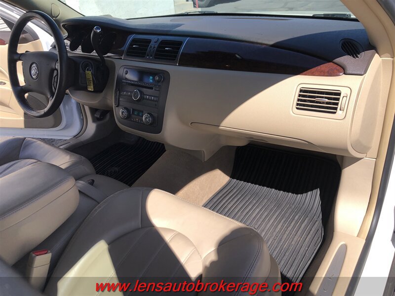 Used 2010 Buick Lucerne CXL FWD image 21