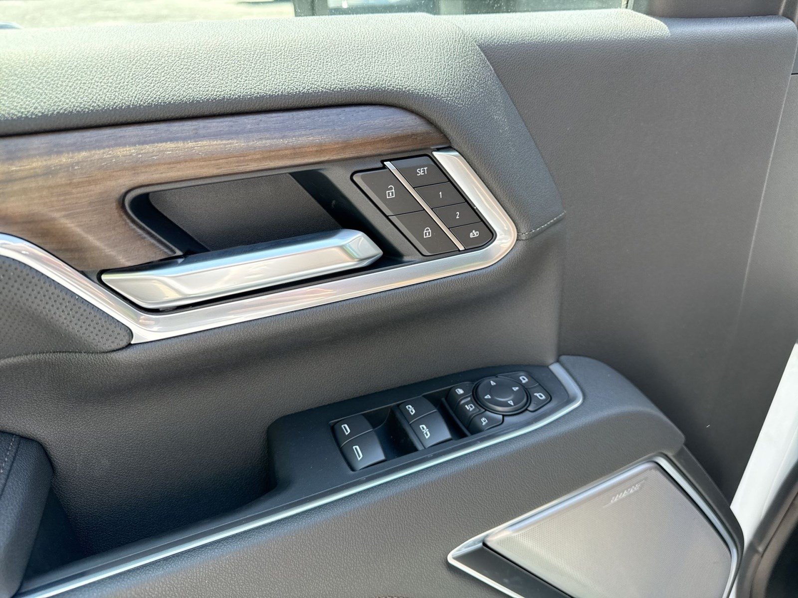 New 2026 Chevrolet Silverado 3500 High Country w/ High Country Premium Package AWD/4WD image 15