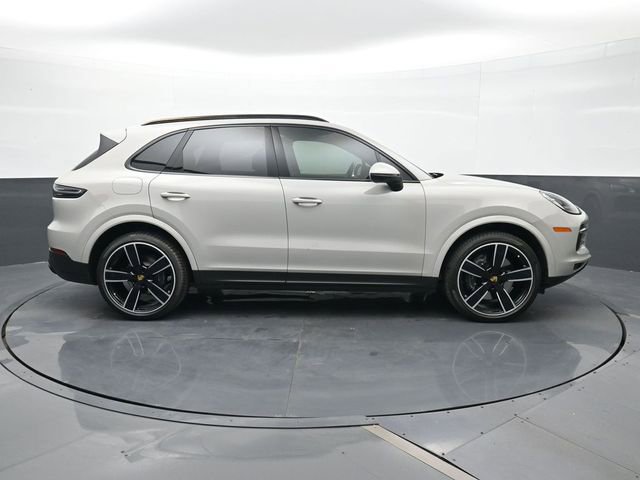 Certified 2023 Porsche Cayenne AWD/4WD image 23