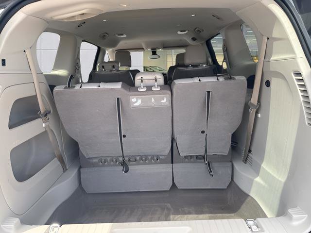 Used 2017 Chrysler Pacifica Touring-L image 20