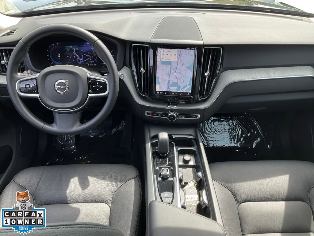 Used 2025 Volvo XC60 B5 Plus image 36