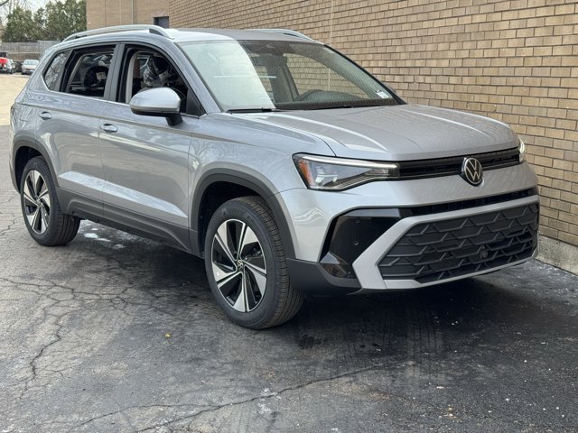 New 2026 Volkswagen Taos SE