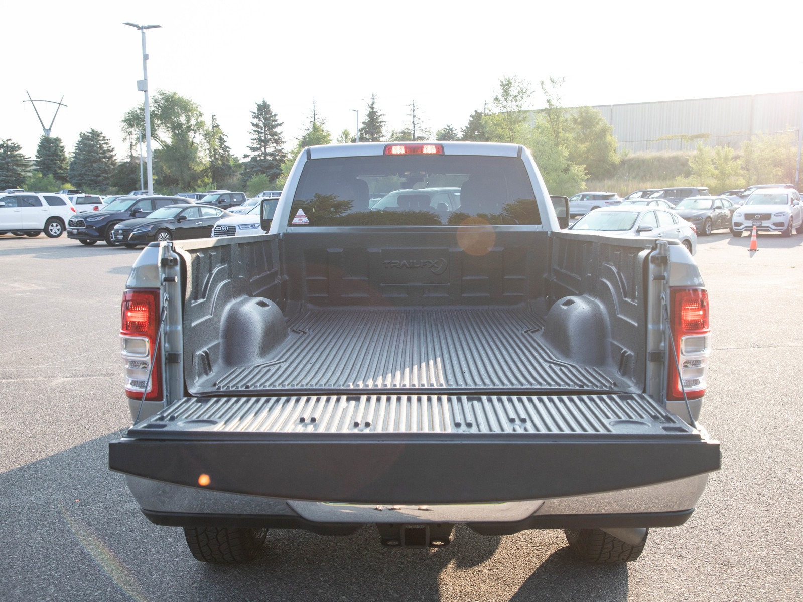 Used 2024 RAM 2500 Big Horn AWD/4WD image 9