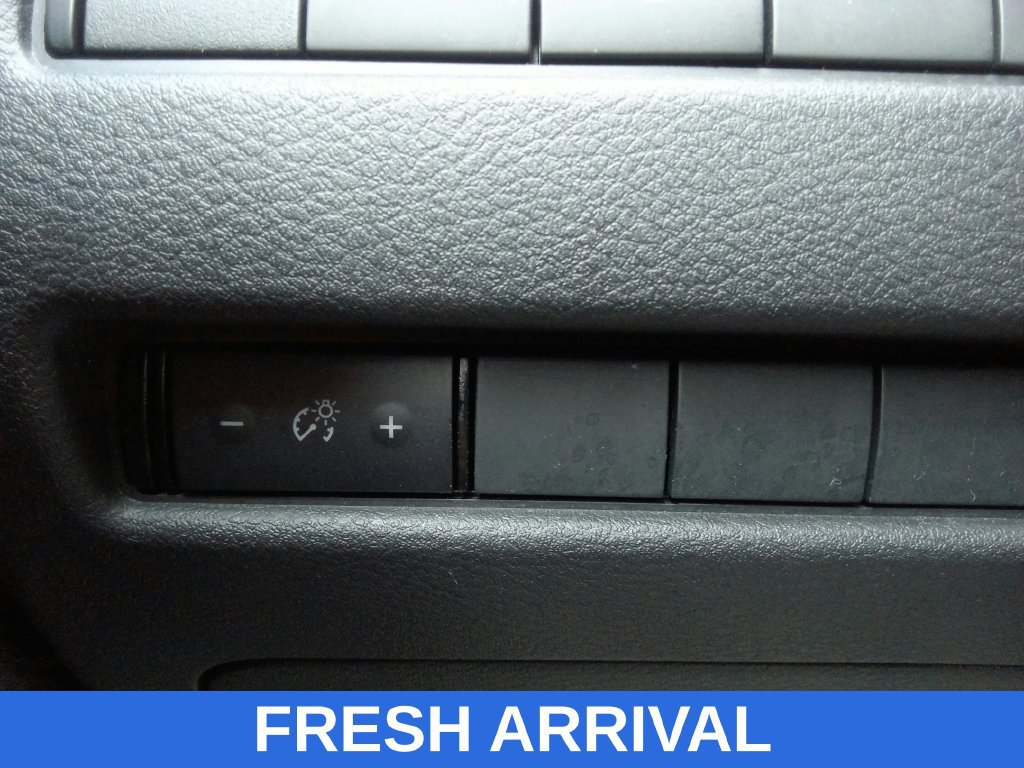 Used 2022 Nissan Rogue SV FWD image 29