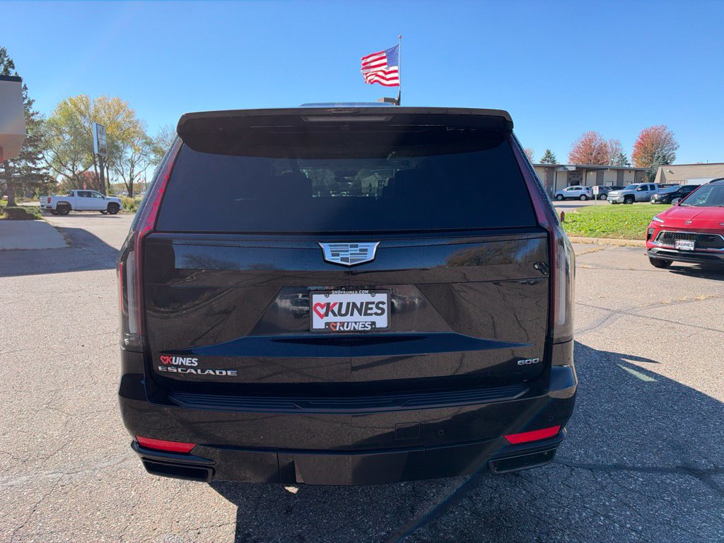 Used 2024 Cadillac Escalade ESV Sport Platinum AWD/4WD image 32