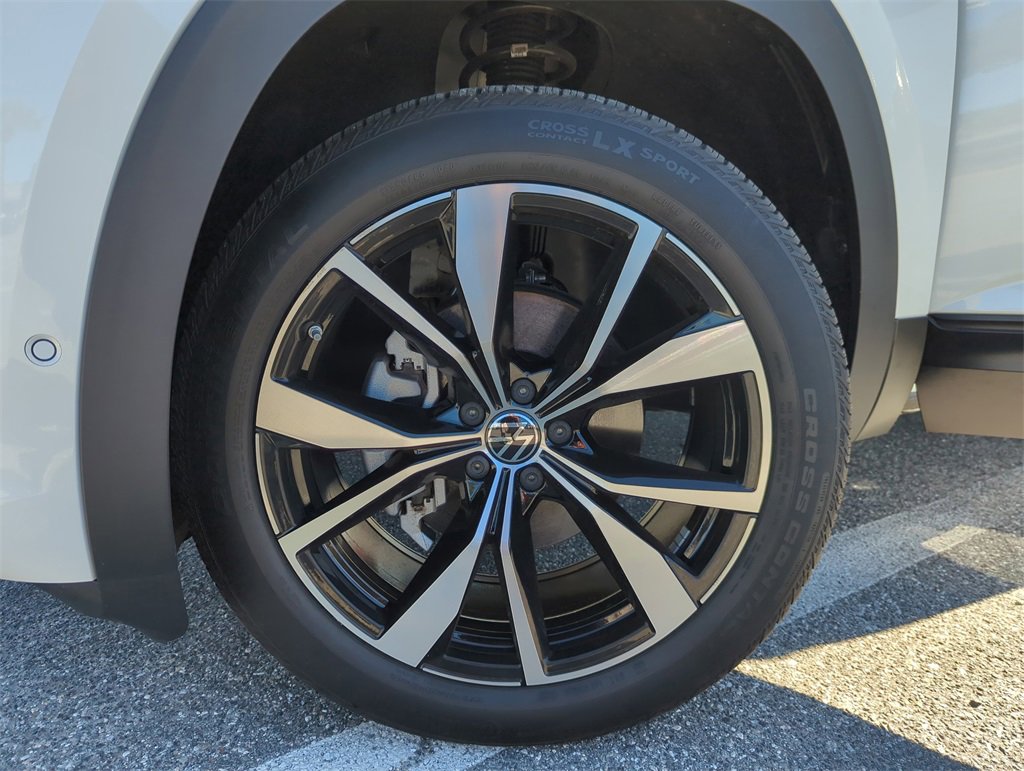 Used 2025 Volkswagen Atlas SEL Premium R-Line image 47