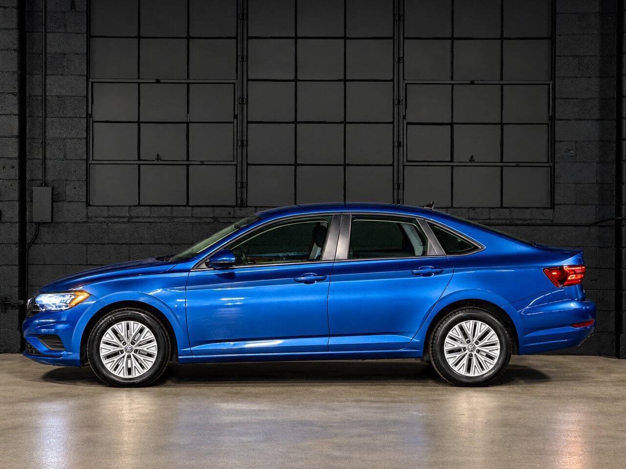 Used 2020 Volkswagen Jetta S w/ Driver Assistance Package FWD image 16