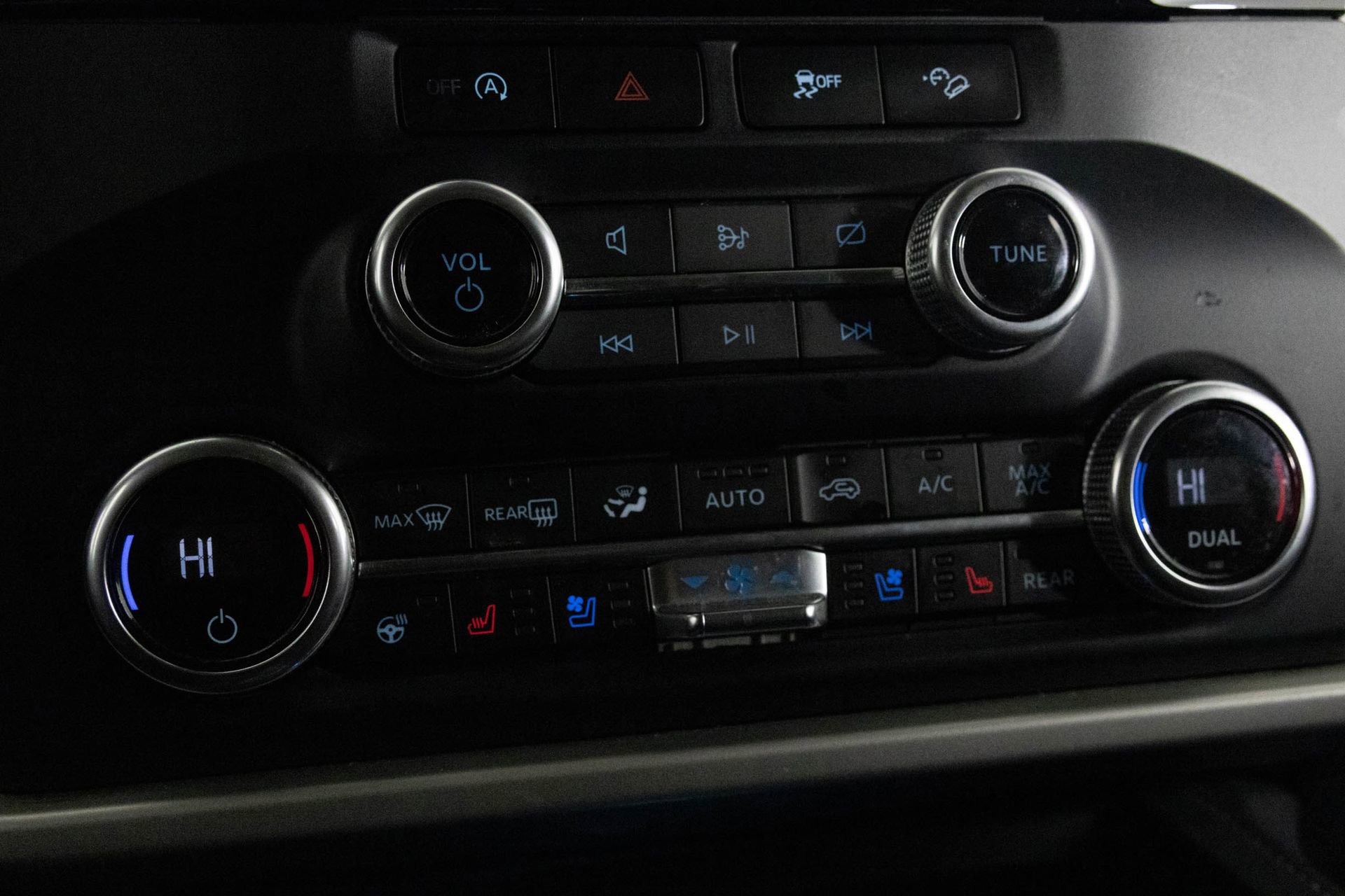 Used 2024 Ford Expedition Max XLT image 22