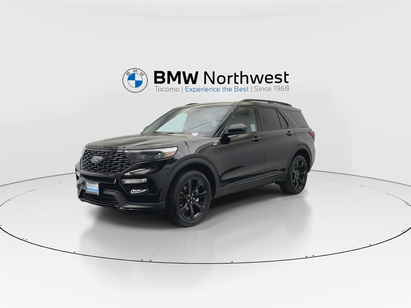 Used 2023 Ford Explorer ST-Line w/ Class IV Trailer Tow Package AWD/4WD image 9