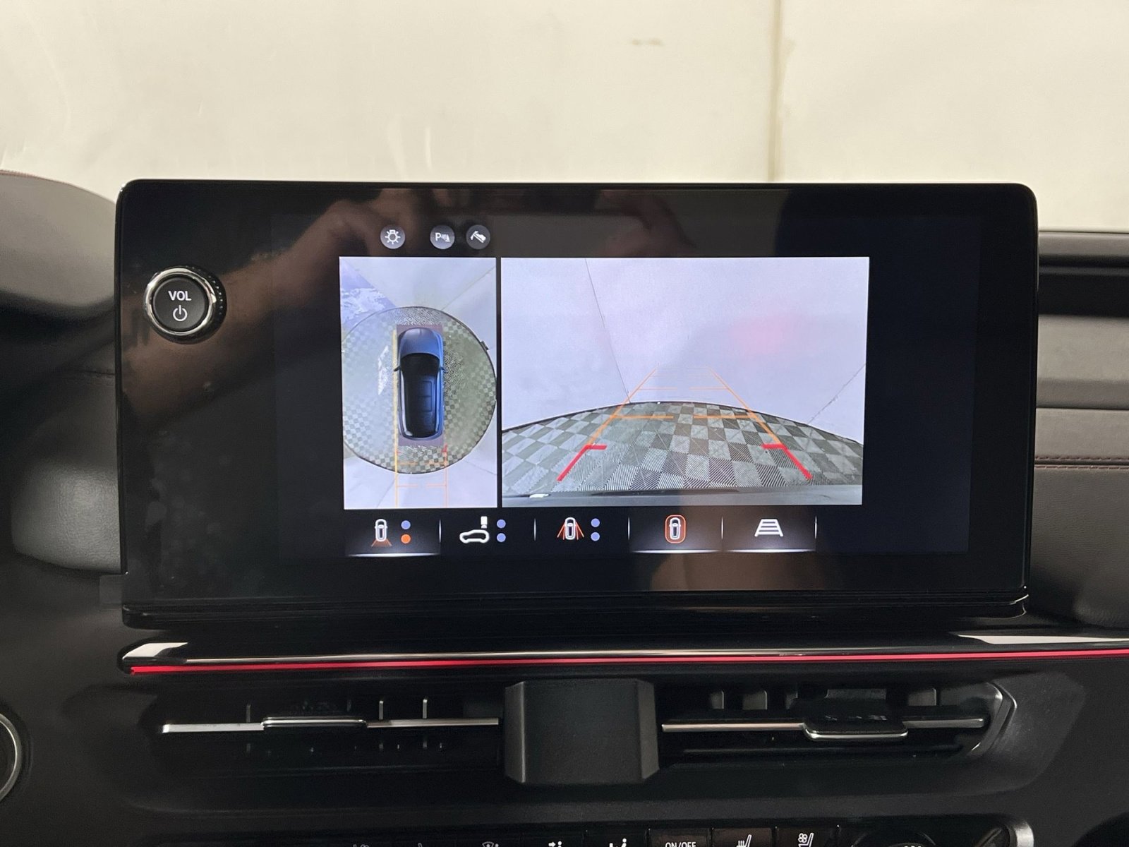 Used 2024 Acura ZDX Type S image 19